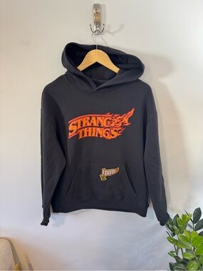 Stranger Things Hawkins Heroes Hellfire Club Hoodie Sweatshirt, Black, Sz M, NWT